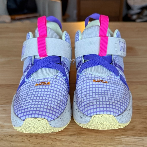 LeBron Witness 7 PS ‘Action Grape Vivid  Orange’ Sneakers - Picture 6 of 6